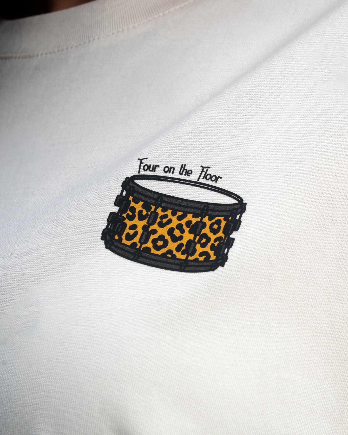 Caisse Claire Léopard Ladies Boxy Oversized T-Shirt | Off White